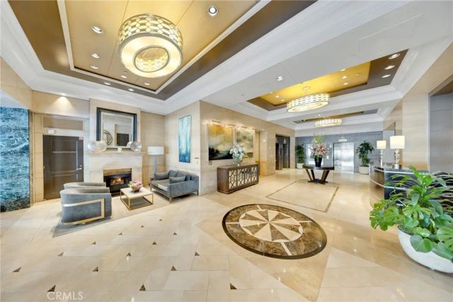 10520 Wilshire Blvd 902, Los Angeles, CA 90024
