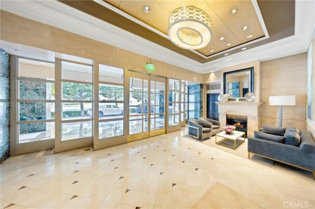 10520 Wilshire Blvd 902, Los Angeles, CA 90024