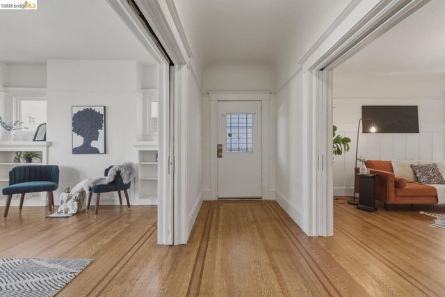 523 25Th St, Oakland, CA 94612