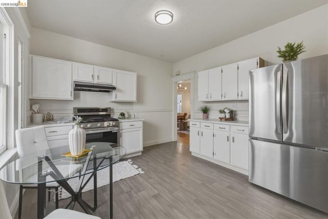 523 25Th St, Oakland, CA 94612