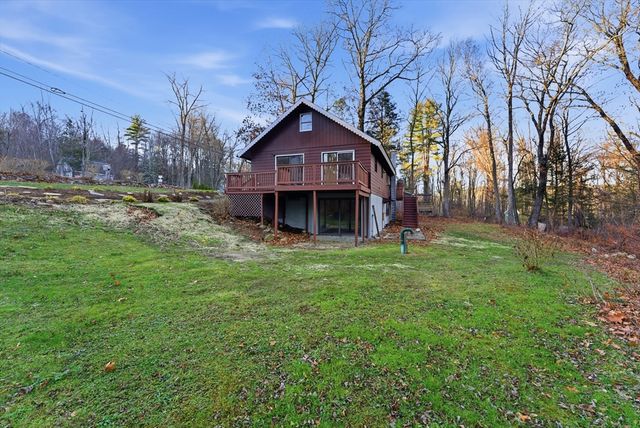 161 General Knox Rd, Russell, MA 01071