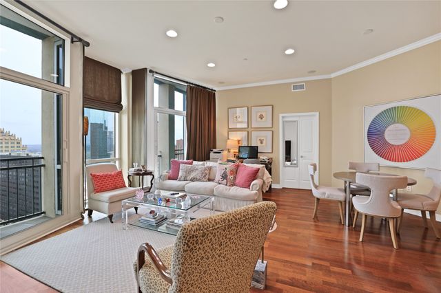 500 Throckmorton Street 1701, Fort Worth, TX 76102