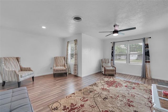 615 N Lowe, Hobart, OK 73651