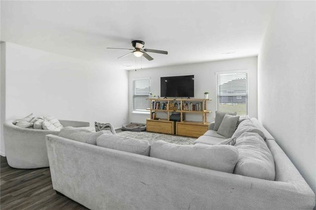 1405 S Blandford Street, Siloam Springs, AR 72761