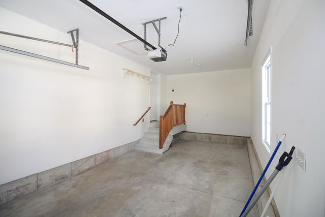 30 Sawmill Ridge, Sandown, NH 03873