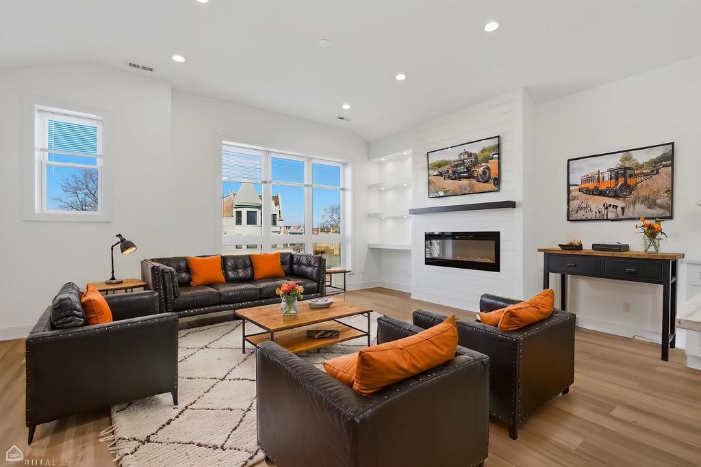 4841 S Prairie Avenue, Chicago, IL 60615 — photo 4