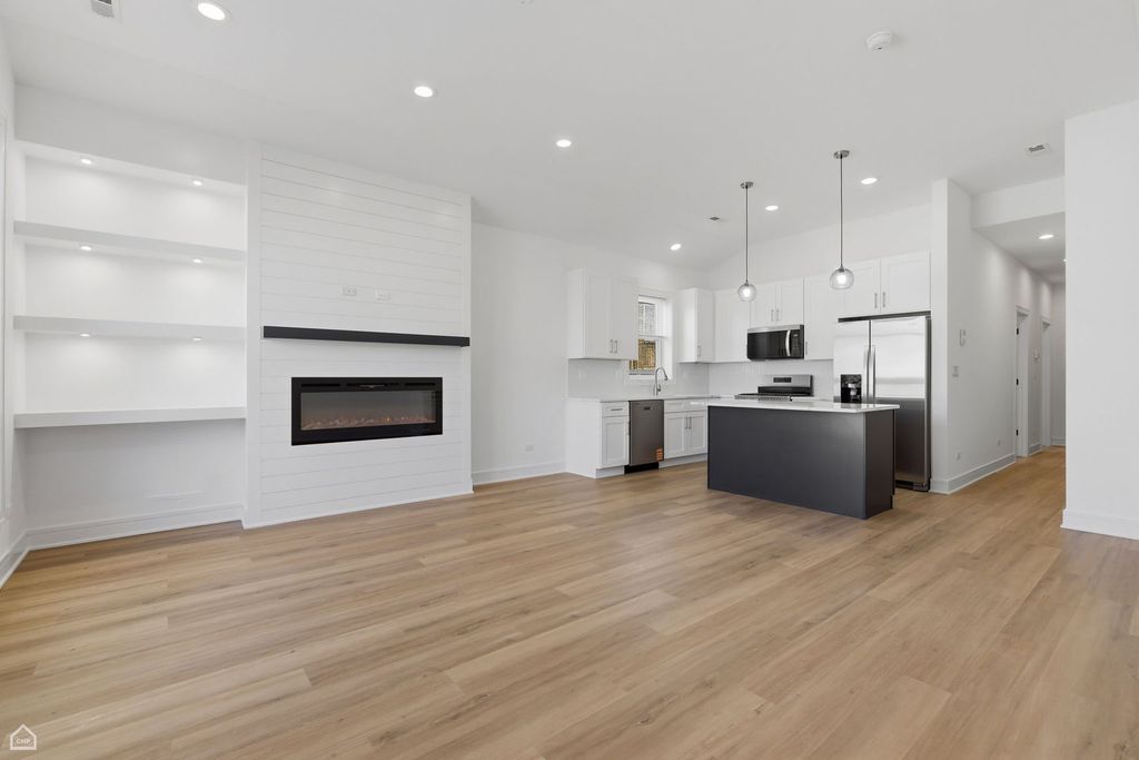 4841 S Prairie Avenue, Chicago, IL 60615 — photo 5