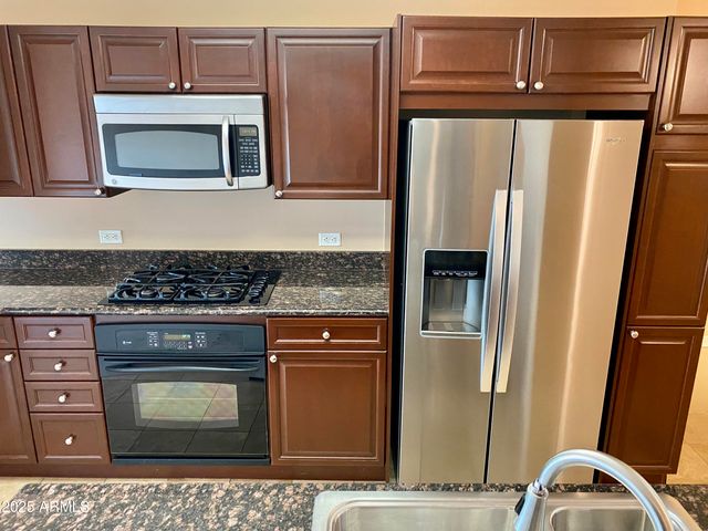 4808 N 24TH Street 804, Phoenix, AZ 85016