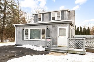 335 E Lake Park Avenue, Round Lake Beach, IL 60073