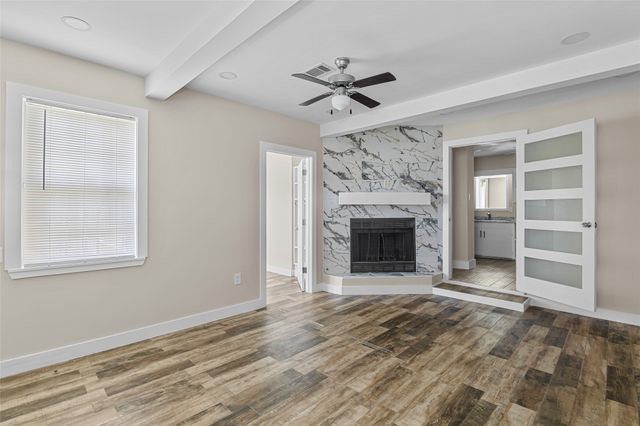 5700 Lenore Street, Fort Worth, TX 76134