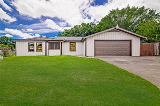 5700 Lenore Street, Fort Worth, TX 76134