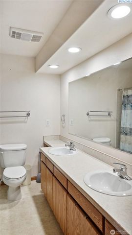 863 S Meadowlark Lane, Othello, WA 99344