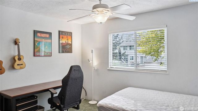 863 S Meadowlark Lane, Othello, WA 99344