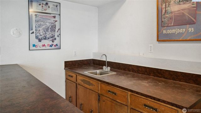 863 S Meadowlark Lane, Othello, WA 99344