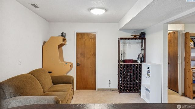 863 S Meadowlark Lane, Othello, WA 99344