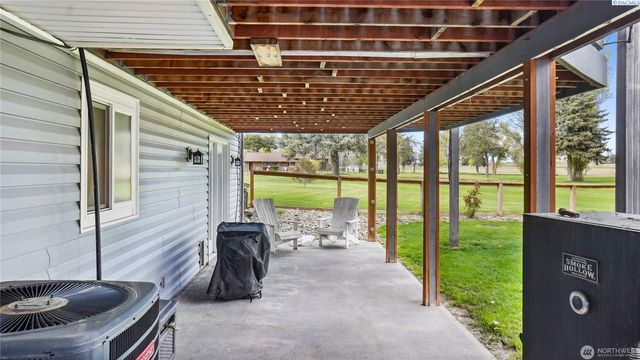 863 S Meadowlark Lane, Othello, WA 99344