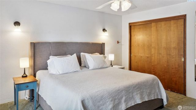 863 S Meadowlark Lane, Othello, WA 99344