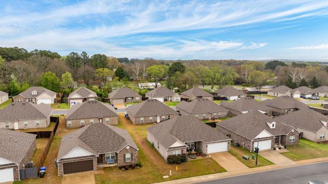 2230 Matthews Meadows Lane, Conway, AR 72032