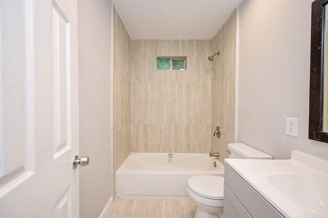 10338 Flaxman Street, Houston, TX 77029