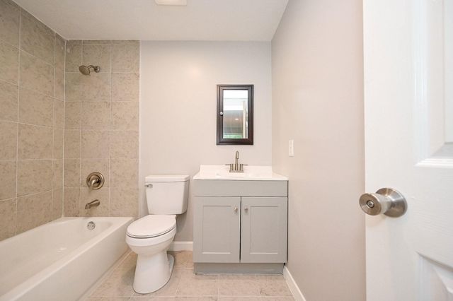 10338 Flaxman Street, Houston, TX 77029
