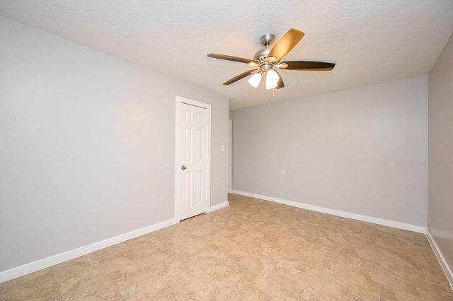 10338 Flaxman Street, Houston, TX 77029