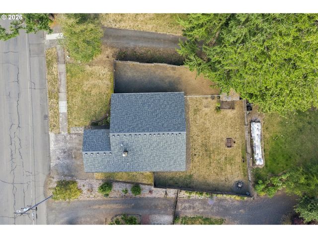 38370 SANDY HEIGHTS St, Sandy, OR 97055