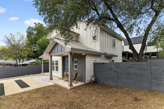 806 Philco DR 2, Austin, TX 78745