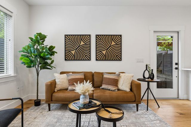 806 Philco DR 2, Austin, TX 78745