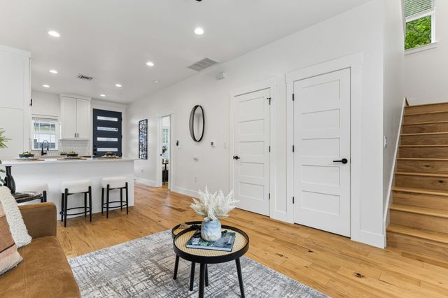 806 Philco DR 2, Austin, TX 78745