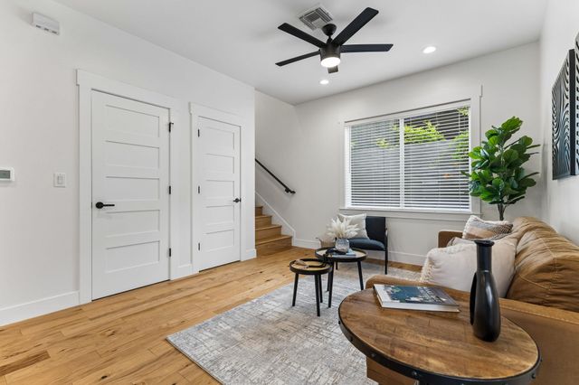 806 Philco DR 2, Austin, TX 78745