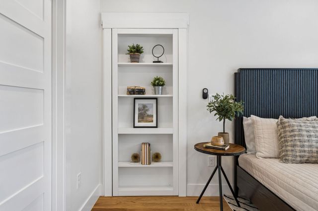 806 Philco DR 2, Austin, TX 78745