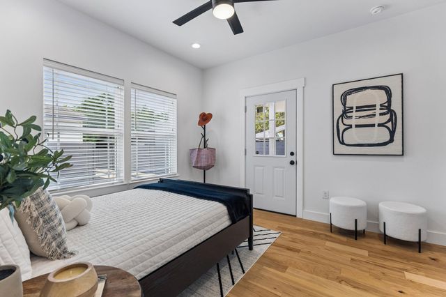 806 Philco DR 2, Austin, TX 78745