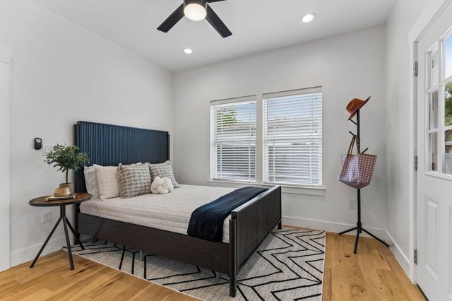 806 Philco DR 2, Austin, TX 78745