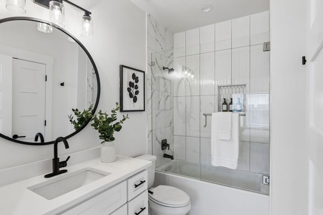 806 Philco DR 2, Austin, TX 78745