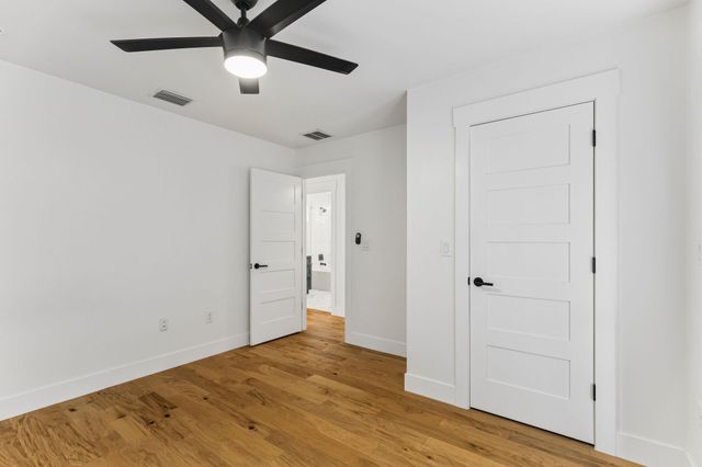 806 Philco DR 2, Austin, TX 78745