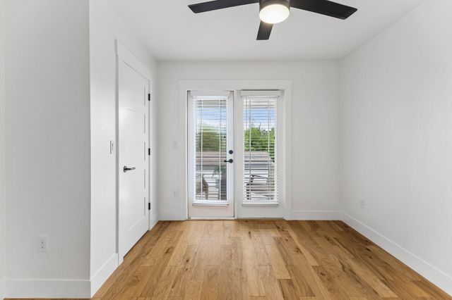 806 Philco DR 2, Austin, TX 78745