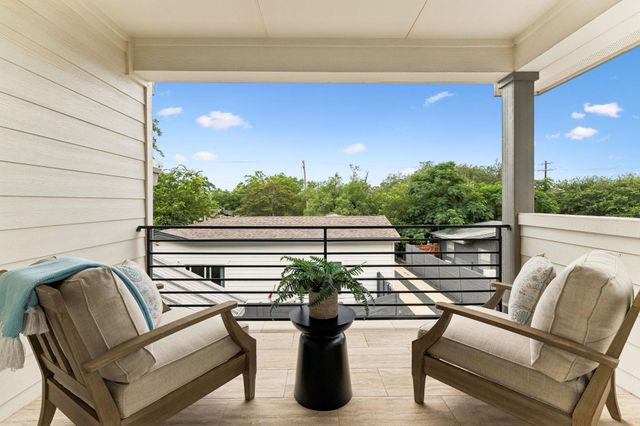 806 Philco DR 2, Austin, TX 78745