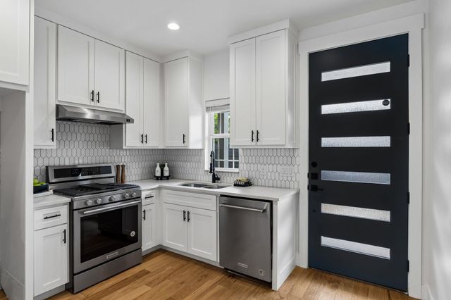 806 Philco DR 2, Austin, TX 78745