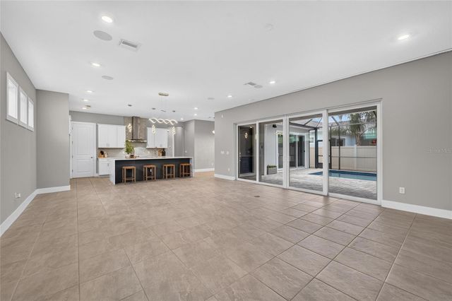 8910 DRUMMER PLANK DRIVE, Wesley Chapel, FL 33545
