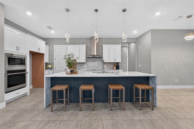8910 DRUMMER PLANK DRIVE, Wesley Chapel, FL 33545