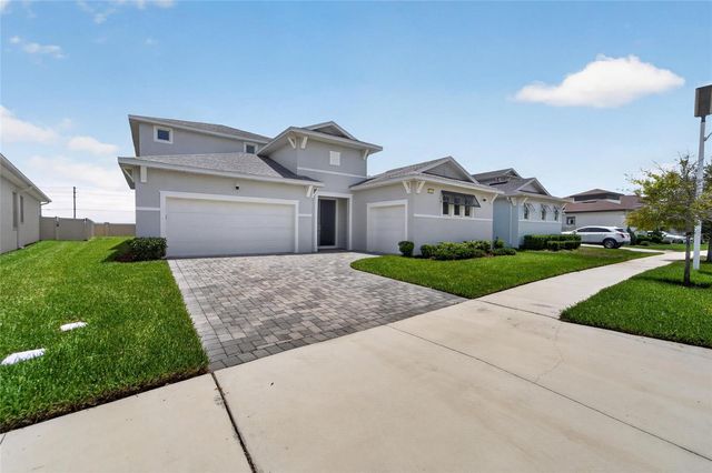 8910 DRUMMER PLANK DRIVE, Wesley Chapel, FL 33545