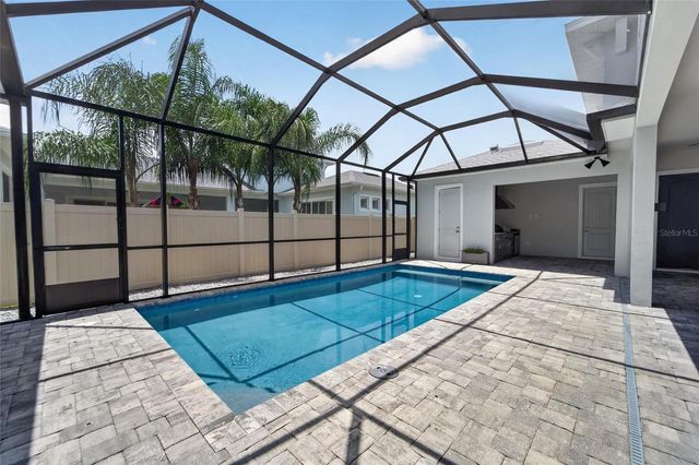 8910 DRUMMER PLANK DRIVE, Wesley Chapel, FL 33545