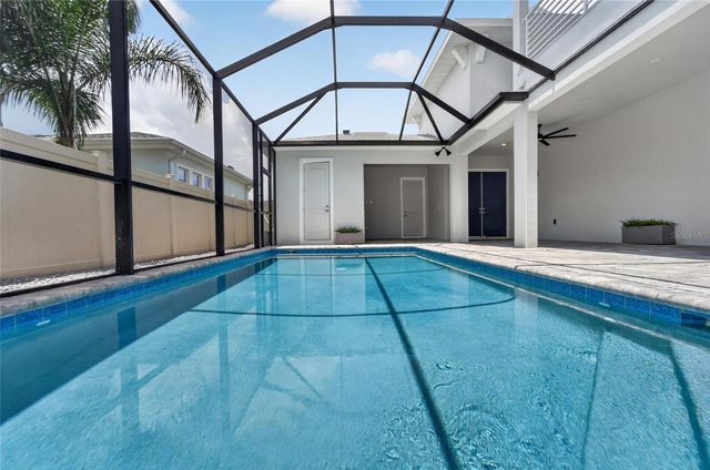 8910 DRUMMER PLANK DRIVE, Wesley Chapel, FL 33545