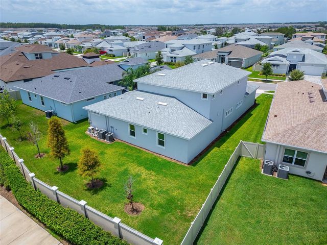 8910 DRUMMER PLANK DRIVE, Wesley Chapel, FL 33545