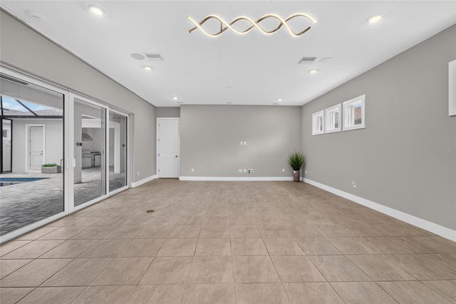 8910 DRUMMER PLANK DRIVE, Wesley Chapel, FL 33545