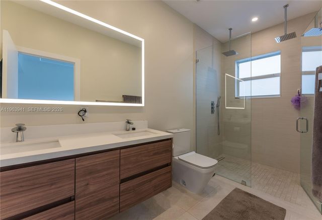 4243 NW 112th Ct 0, Doral, FL 33178