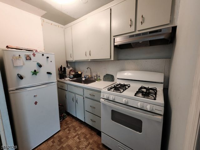 10 Parkview Dr, Mansfield Twp., NJ 07840