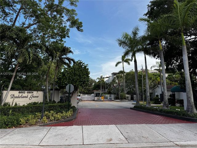 6900 N Kendall Drive A403, Pinecrest, FL 33156