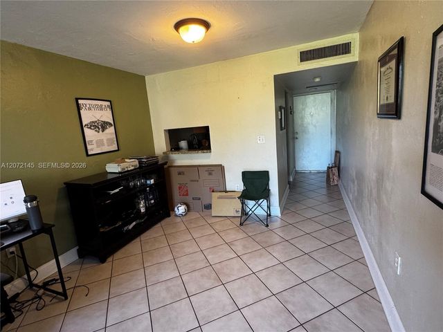 6900 N Kendall Drive A403, Pinecrest, FL 33156