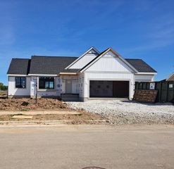 1260 Wild Rye LANE, Oconomowoc, WI 53066